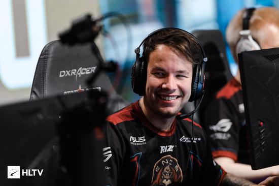 火车王/六道狙神/Godlu/撸神/世界最迷人微笑持有者——Allu