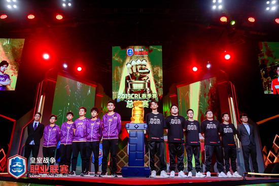 上赛季冠亚军身陷“争四”大战