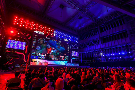 LPL解说和B站UP主们都去的英雄联盟电竞嘉年华，为召唤师们准备了啥？