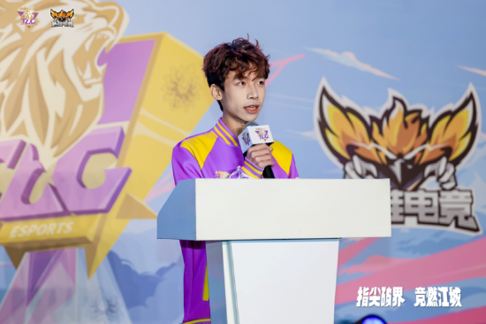 CF��ѵѡ������Ȼ