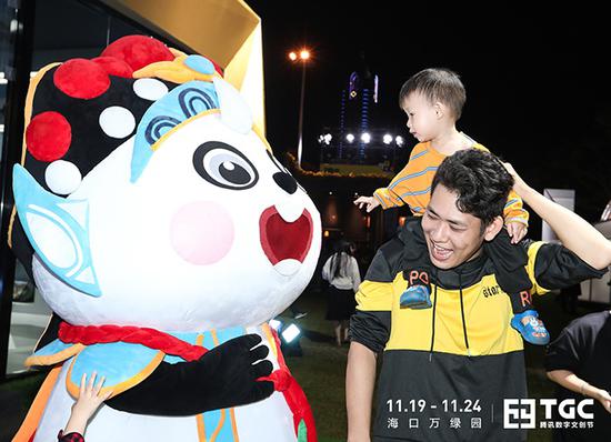 [可爱梦奇与观众有爱互动]