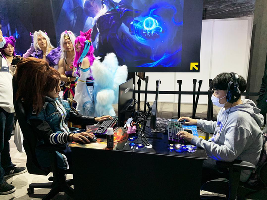 LPL解说和B站UP主们都去的英雄联盟电竞嘉年华，为召唤师们准备了啥？