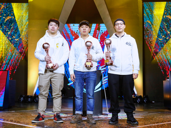 SFSA总决赛季军极致战队