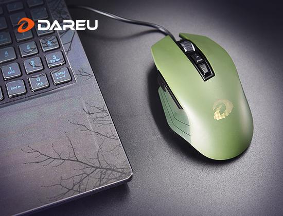 达尔优牧马人EM915 R的右手人体工学