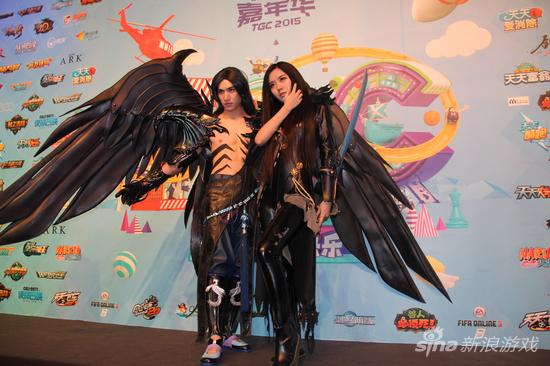 《剑灵》翅膀Cosplay