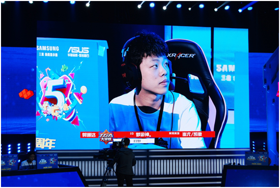 【图4】Est队长梦游神