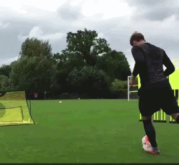 “和中国队的实力差距还是很大啊！”