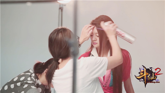 图3：《斗仙2》新服“缘定三生”开启预约 安以轩未PS图曝光