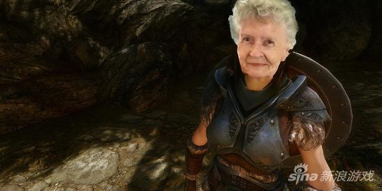 国外79岁老太直播《上古卷轴5》粉丝近10万