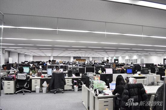 一起走进独特的白金工作室