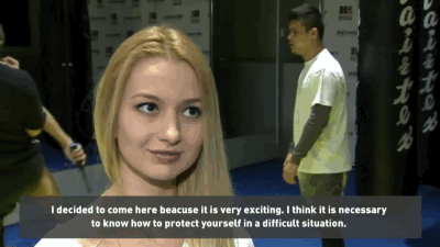 辣鸡，我用的是诺基亚，一手机就能砸的你半死