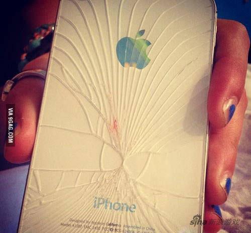 擦出乳白色的火花