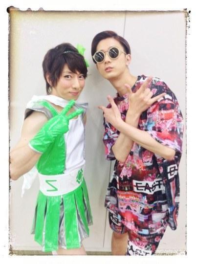 手臂线条出卖了你啊！