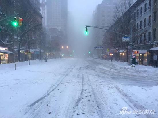 全境封锁也玩现实版 暴风雪下不缩水的曼哈顿