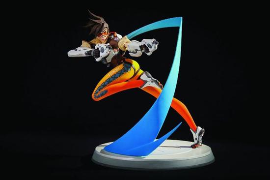 《斗阵特攻》捍卫者战斗营将贩售限量的“闪光雕像” 每尊售价 4500 元