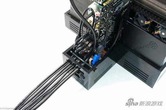 达人打造乐高电脑 售价万元起