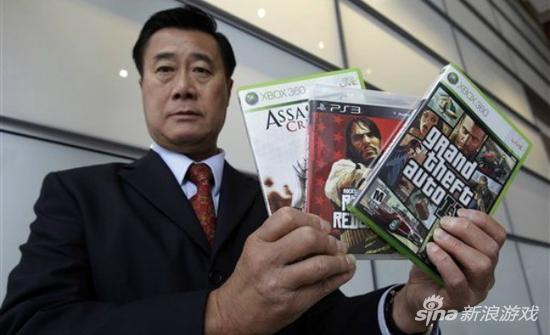 美国反对暴力游戏参议员遭指控 因贪污获刑五年