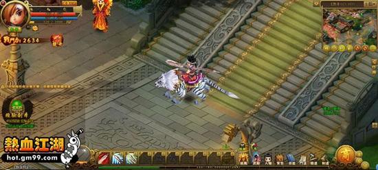 坐骑系统引入《热血江湖 Web》中，可以尝试坐骑款披风改变坐骑外观