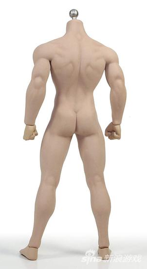 背面！看看这结实的屁屁！