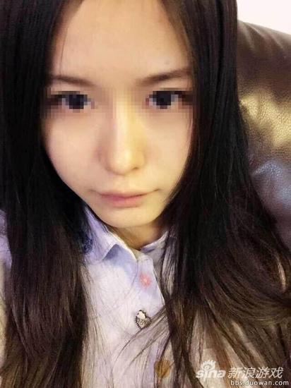 LOL王者妹子盗用她人照片网恋 脚踏N船