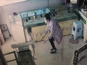 这么痛苦的事情为什么我笑的那么开心