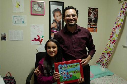 8岁的硅谷女孩莎麦拉开发了融汇编程理念的游戏