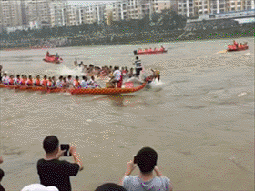 赛艇要注意安全啊