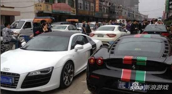 小伙提受阻游戏战友开豪车助阵