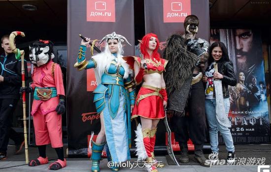 魔兽电影俄罗斯首映现场玩家COS秀