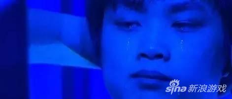 未能顺利拿下三连冠的Sky留下了苦涩的泪水