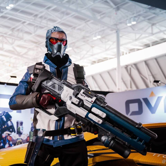 接下来是由Gear所带来的路霸…似乎块头小了些：