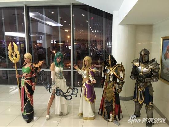 电影场中的Coser