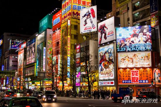 成人展在东京秋叶原举行