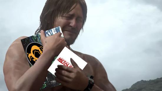 原图中弩哥抱着一个婴儿,似乎是失去了什么样子,表情非常痛苦.