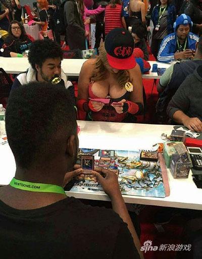 右上还有个洛克人