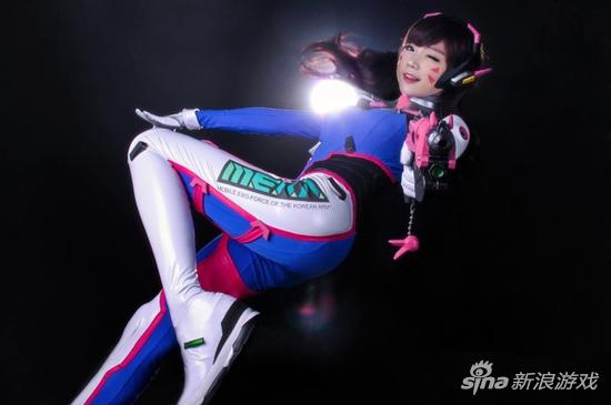 韩国cosplay团体“螺旋猫”最有人气的成员之一Doremi的D.VA cos