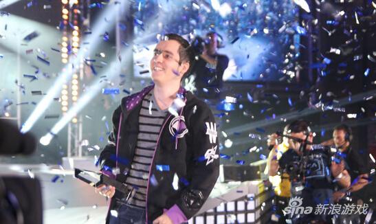 法国选手Lilbow摘得WCS2015世界冠军，现决定转型《守望先锋》