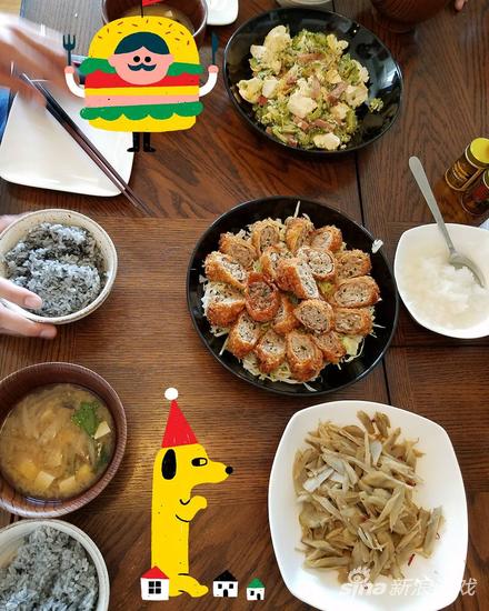 小栗旬的妻子发的一张餐桌的照片暴露了小栗旬的卷发