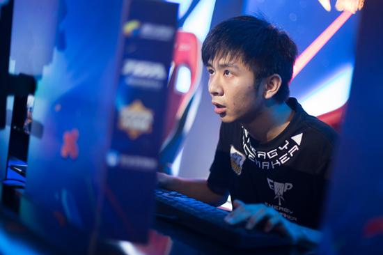 全神贯注的EP傲天