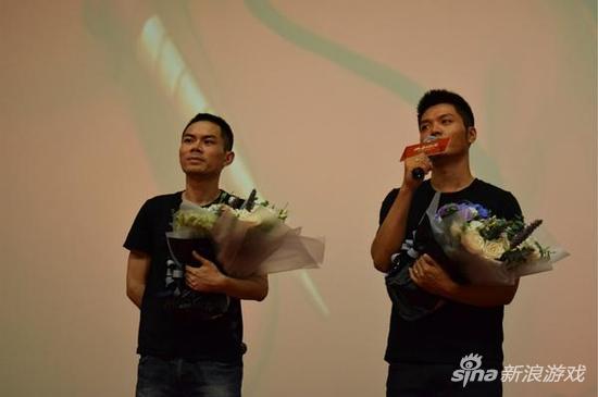 两位导演和观众互动