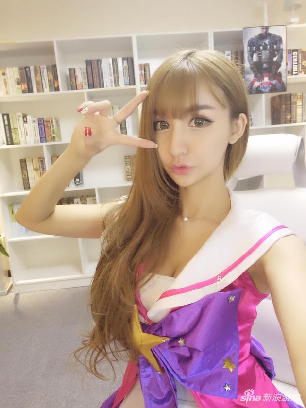 chinajoy2016熊猫TV showgirl付豪