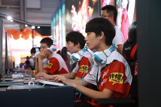 Team.WE战队赛前准备