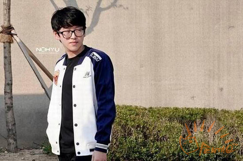 如今EDG的新人中单“小学弟”Scout，就是曾经的SKT训练生