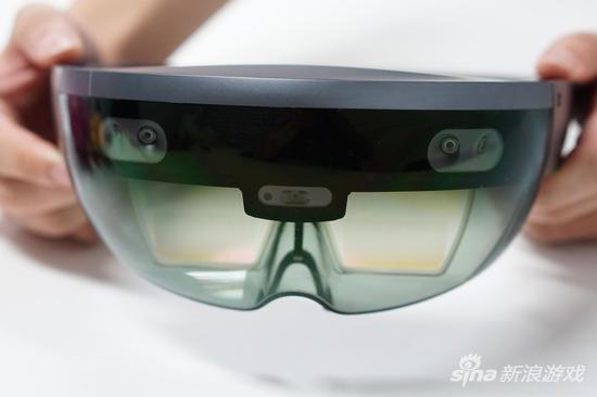 Hololens前端的摄像头