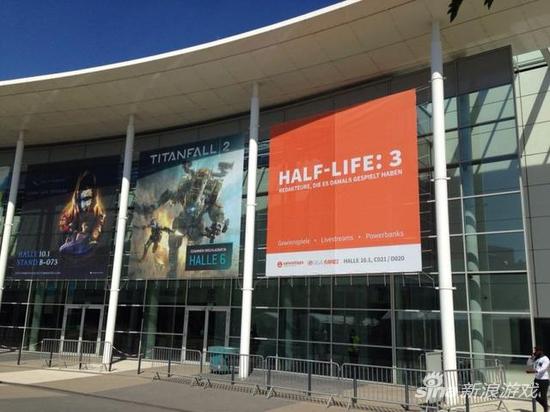 科隆游戏展场馆外墙贴出的海报