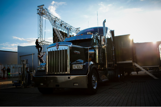 “Big Betty”惊艳亮相2016科隆游戏展