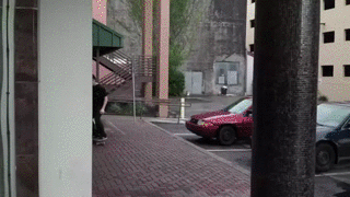下一辆！