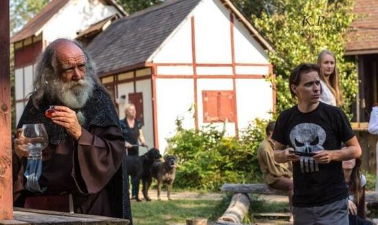 《猎手崛起》剧照