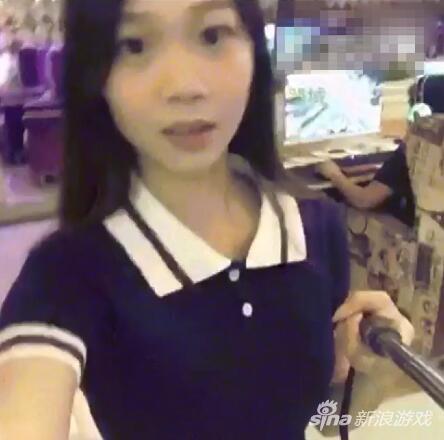 看脸的世界 战斗之夜美女网吧关电脑却被要微信