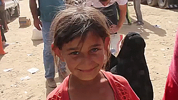 这个记者太坏了，非得问到人家哭